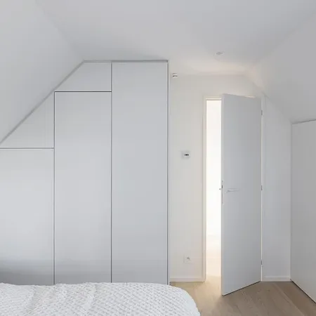 Maison Ensor - Lux Living